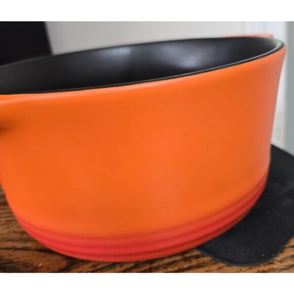 Parini Orange Gradient Cast Iron Dutch Oven W/ Lid 2.5 Qt Round Casserole Dish - Picture 8 of 11